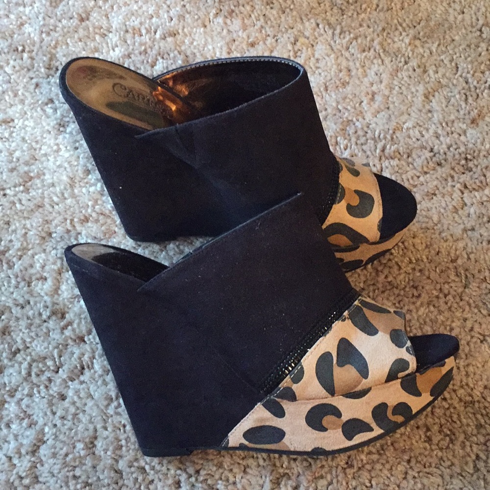 Carlos Santana cheetah print wedge